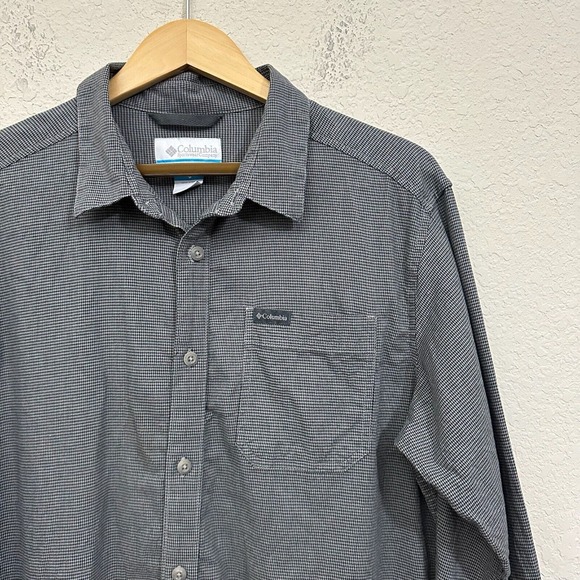COLUMBIA Vapor Ridge III Long Sleeve Shirt Houndstooth in Black - Picture 2 of 7